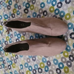 CL By Laundry Tan Ankle High Boots, Size 9.5